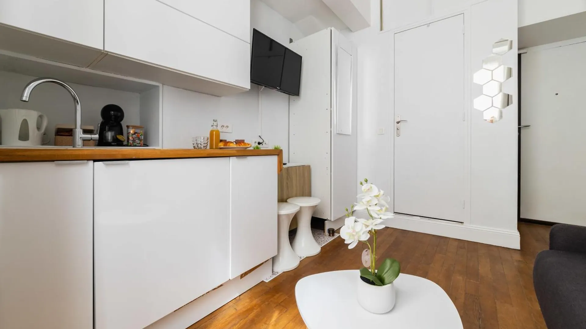 Apartment Ferienwohnung Studio Equipe Centre Nation - Paris 12 - 2P